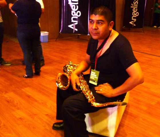 Mauricio Tubac y Semilla de Fé