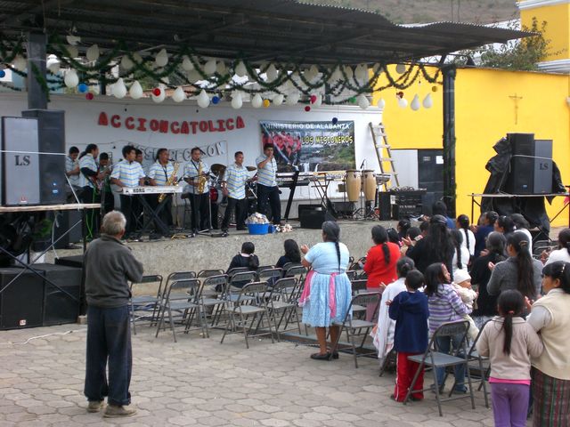 Mauricio Tubac y Semilla de Fé